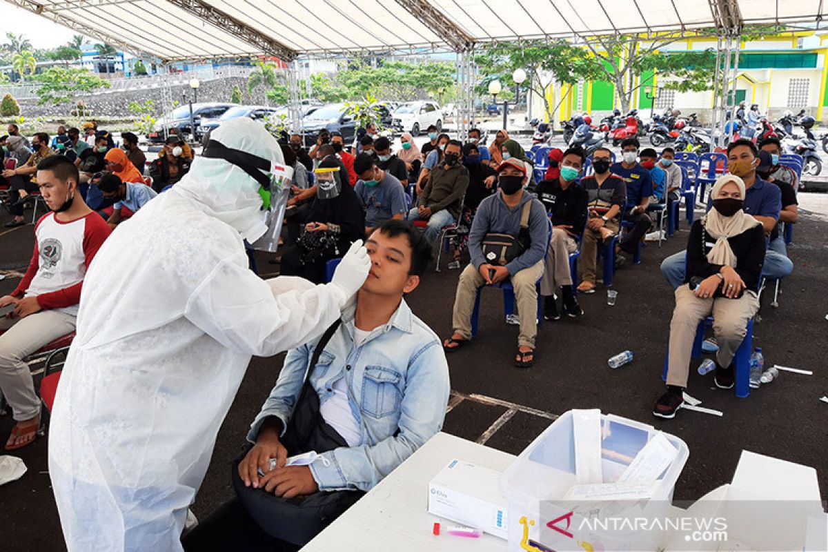 Kasus COVID-19 di Kepri naik signifikan sepanjang Agustus-September