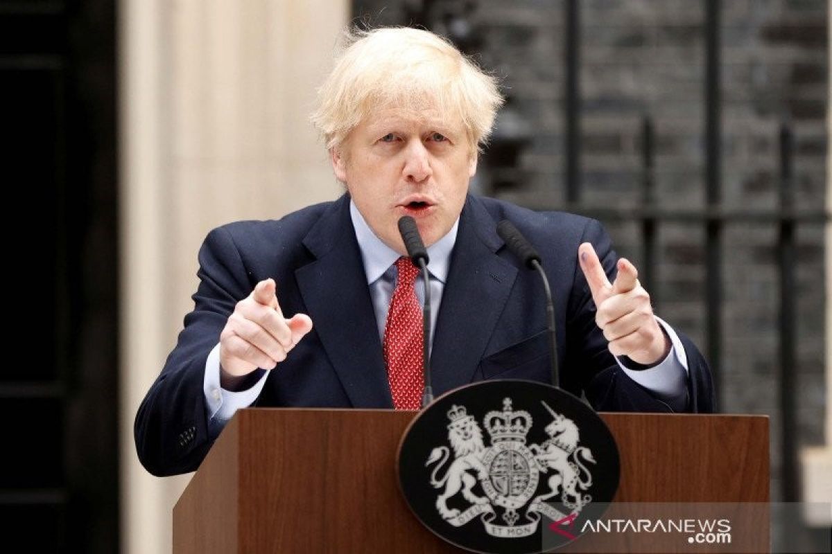 PM Inggris pertahankan sistem uji dan lacak untuk tangani COVID-19