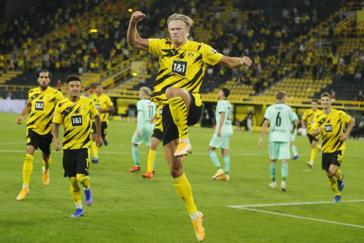 Dua gol Erling Haaland warnai kemenangan 3-0 Dortmund atas Gladbach