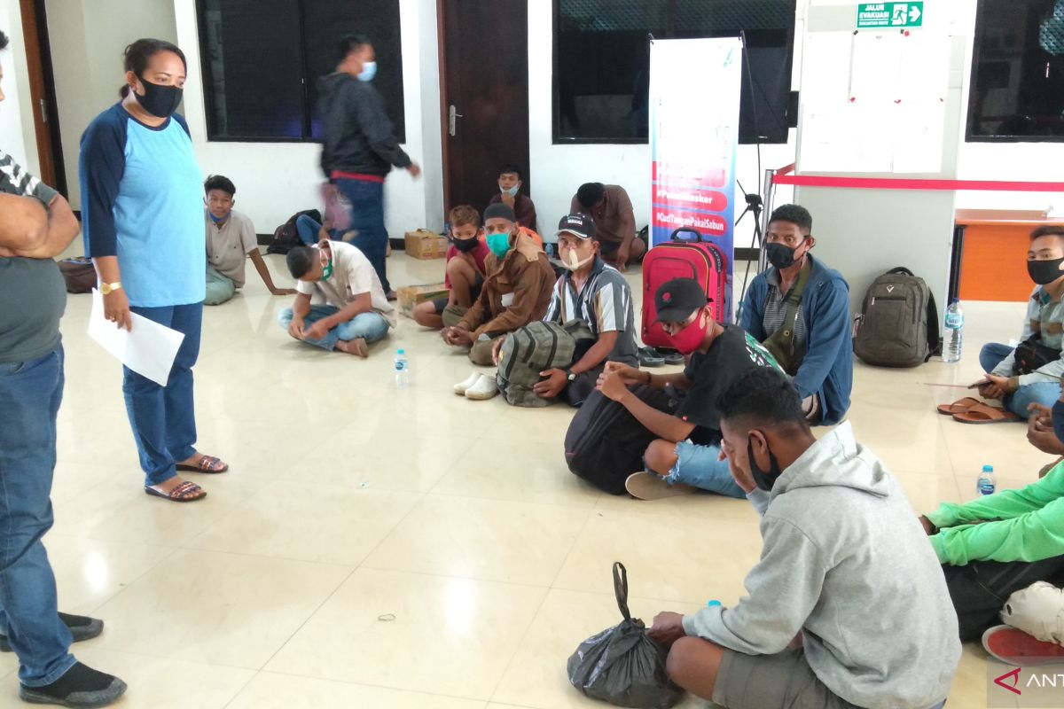 62 penumpang asal Pelabuhan Bau-Bau masuk Sorong tanpa izin