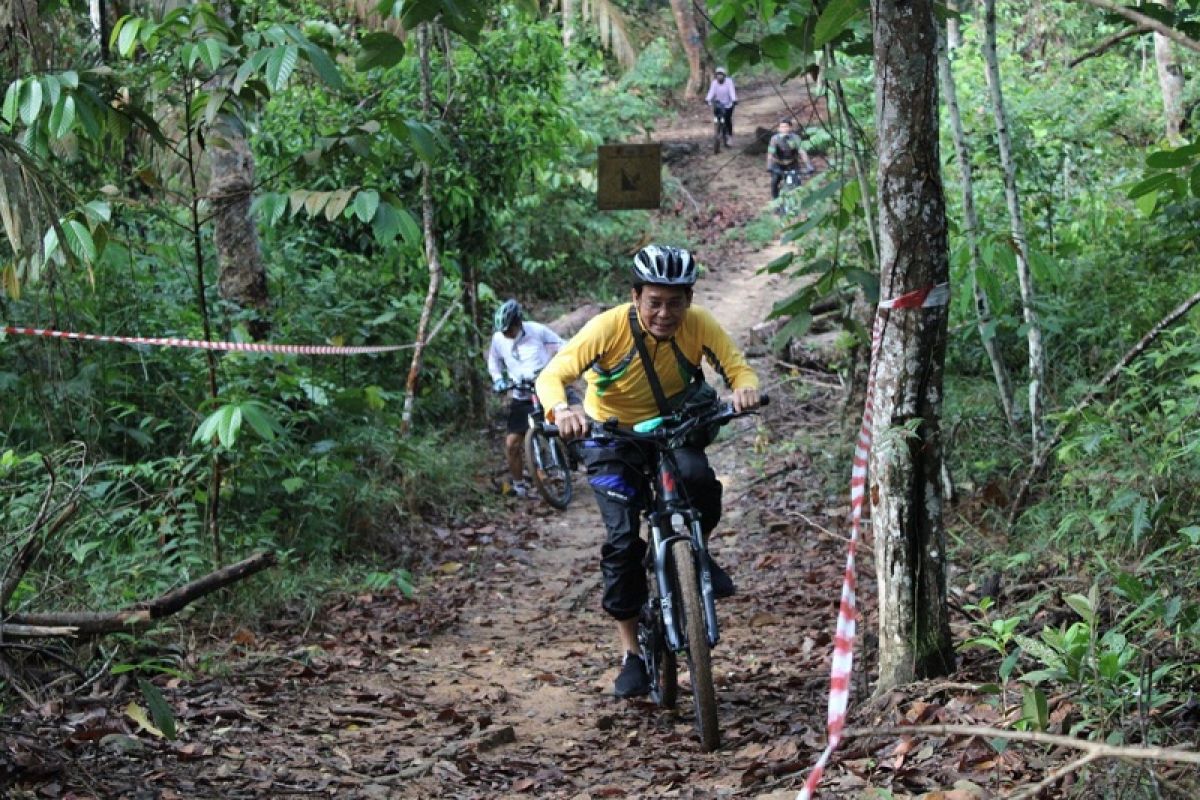 Hutan Kota Jambi dilengkapi trek MTB sepanjang 3 kilometer