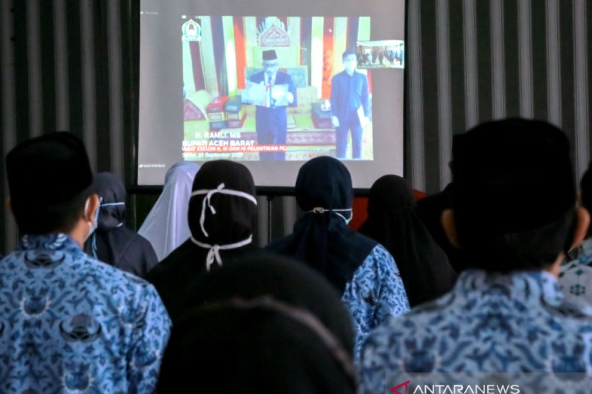 Bupati Aceh Barat lantik Marhaban sebagai Sekretaris Daerah