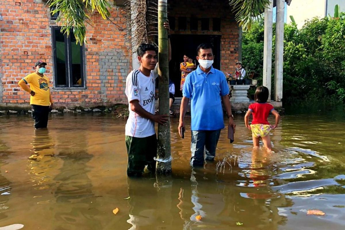 Penanganan banjir di Kecamatan Bulik terus dilakukan