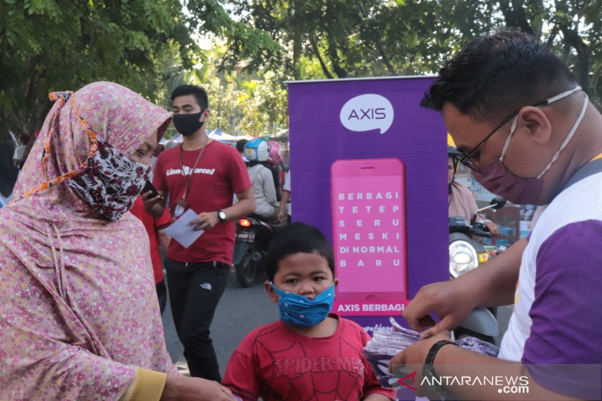 XL Axiata-ACT bagikan ribuan masker gratis untuk warga Padang