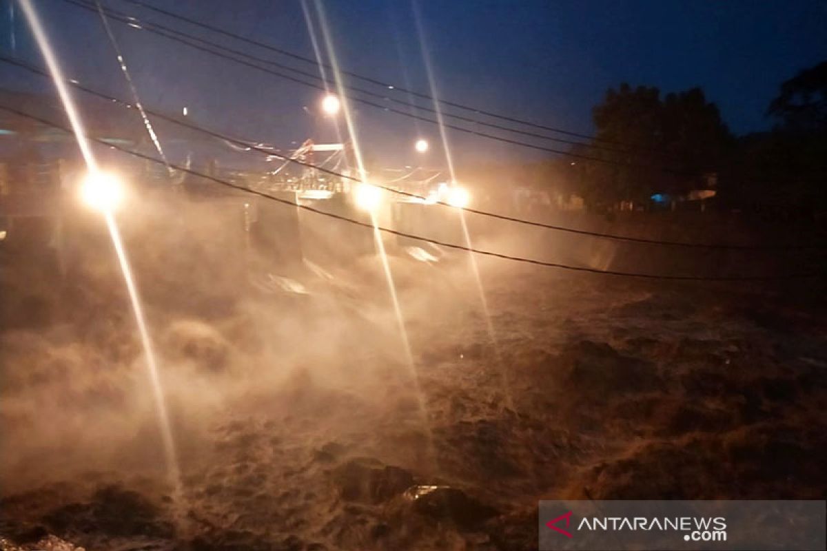 Bendung Katulampa Siaga 1, masyarakat diminta tingkatkan kewaspadaan