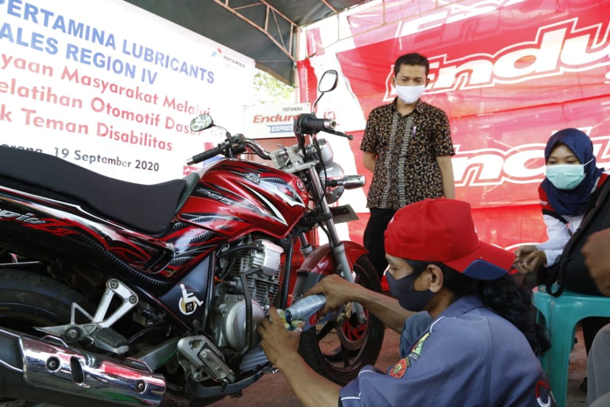 PT Pertamina Lubricants beri pelatihan kepada kaum difabel di Semarang