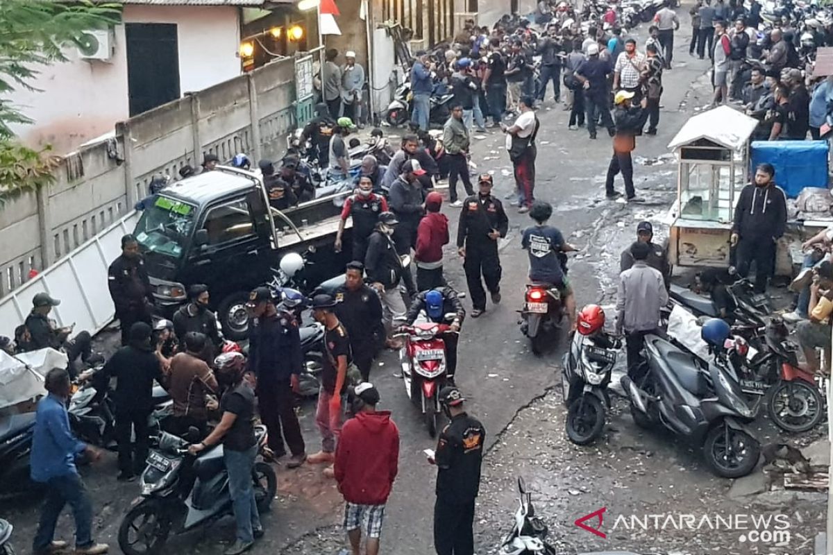 Polisi tangkap sopir angkot penganiaya warga di Duren Sawit