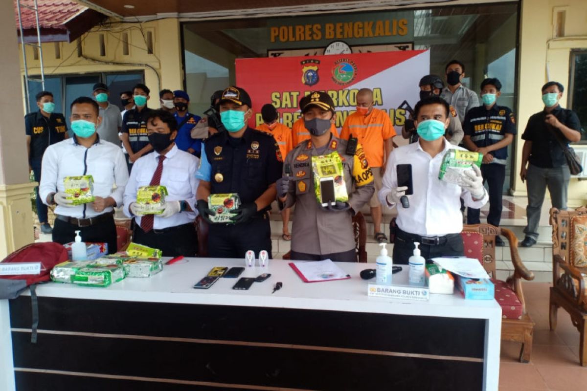 Polres Bengkalis sita 10 kg sabu dari sindikat internasional