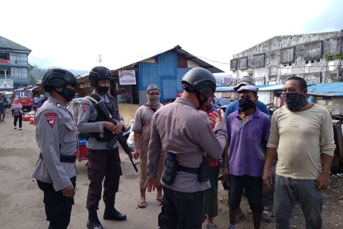 Brimob Polda Maluku patroli dialogis sosialisasi operasi yustisi