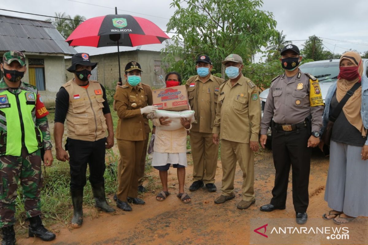 Pemkot Singkawang bantu korban angin puting beliung