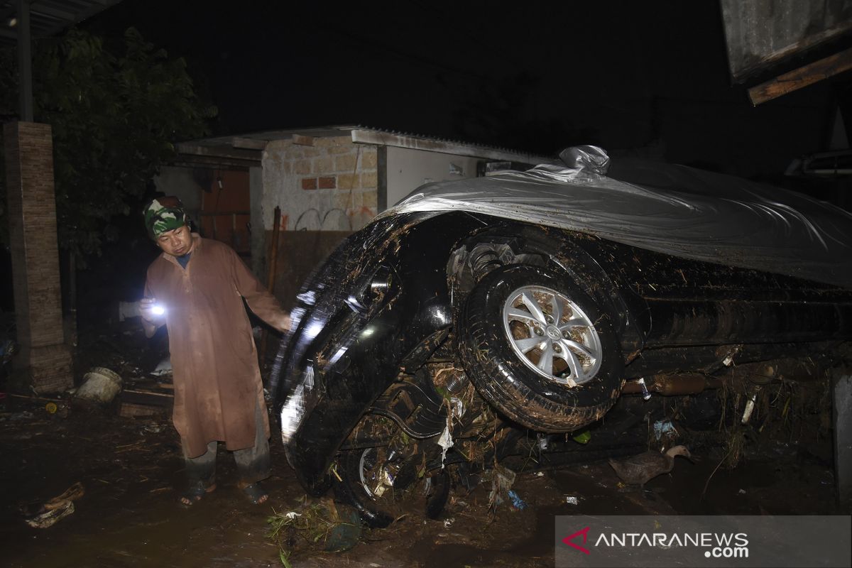 Banjir bandang di Sukabumi karena hujan lebat diperkuat fenomena gelombang Rossby