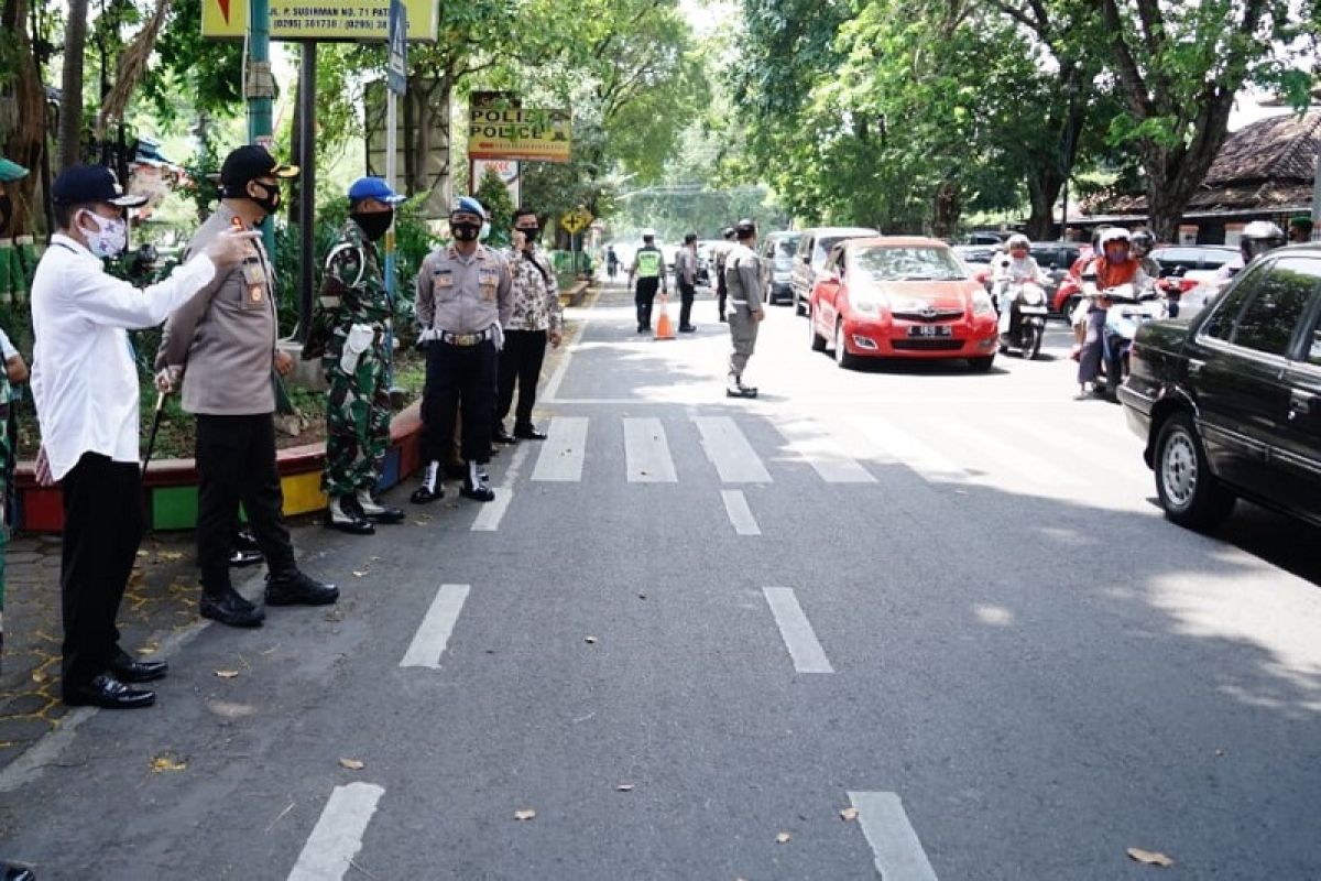 Pati belum berlakukan denda warga tak bermasker