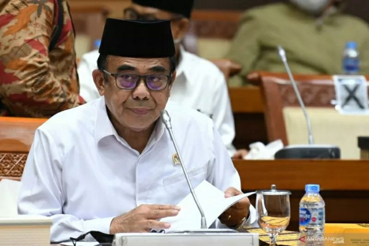 Menteri Agama Fachrul Razi jalani isolasi di rumah sakit