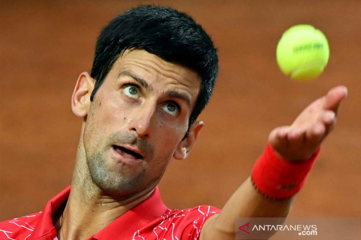 Djokovic lumat Ymer menuju babak kedua French Open