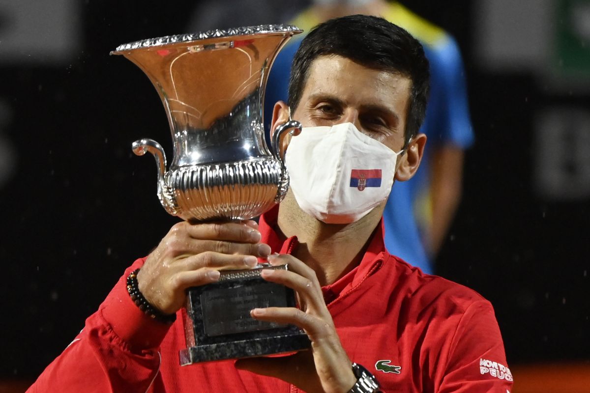 Novak Djokovic untuk kelima kalinya juara di Roma