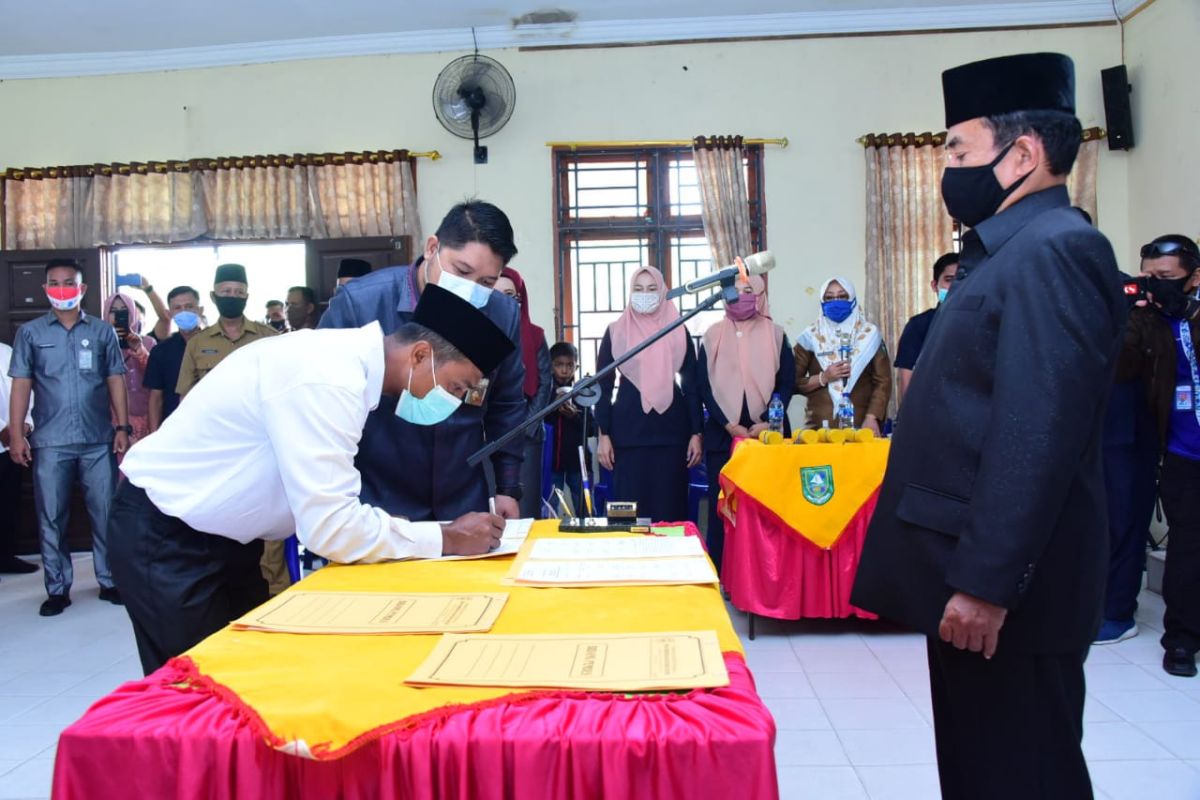 Plh Bupati Bengkalis  kukuhkan lima BPD Gerbang Permata