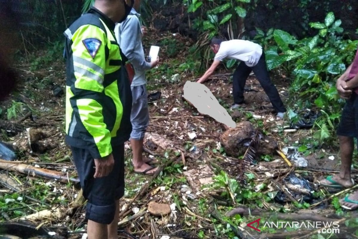 Tim SAR temukan lagi satu jenazah korban banjir bandang Sukabumi