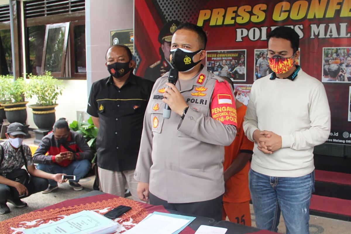 Polres Malang tangkap mantan kades diduga korupsi dana desa