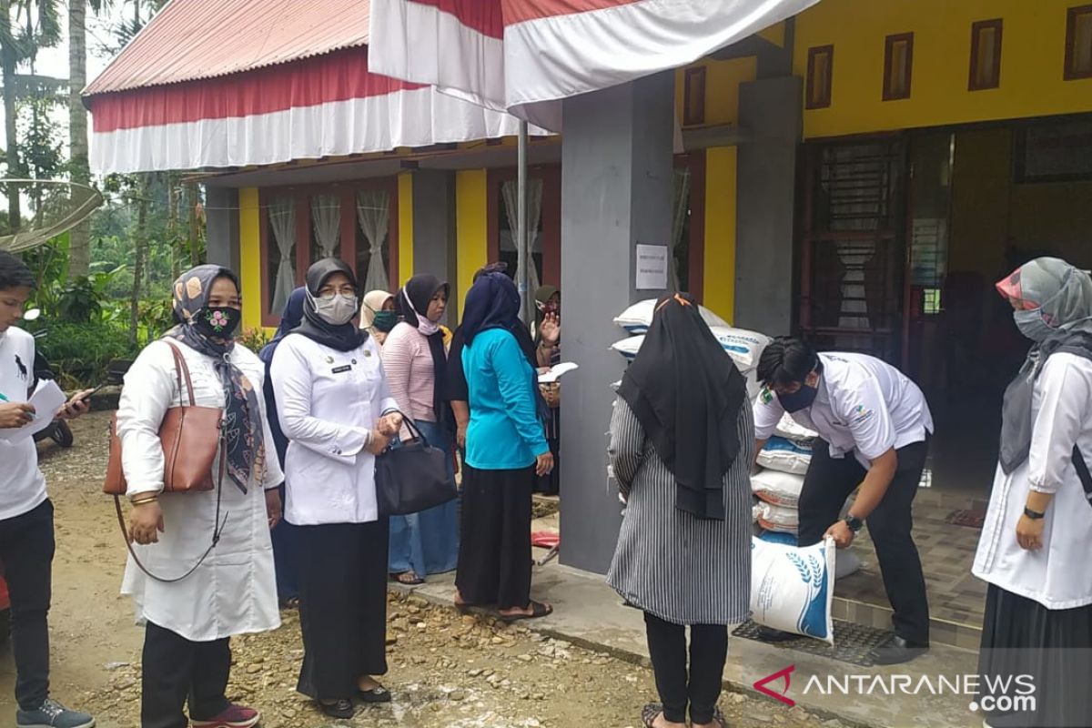 Pemkot Payakumbuh mulai salurkan bantuan sosial beras dari Kemensos