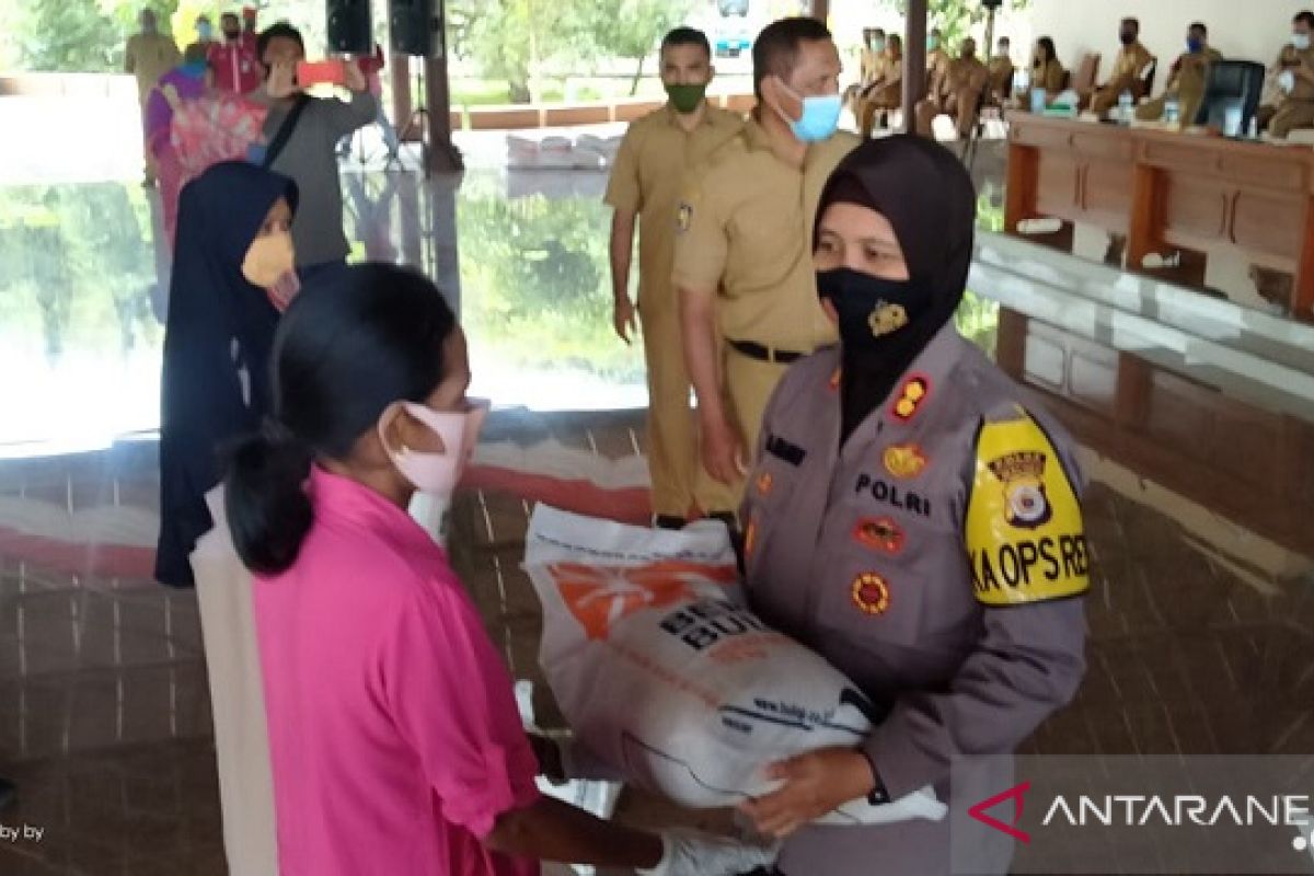29.638 penerima manfaat PKH di Kabupaten Maluku Tengah dapat bantuan beras