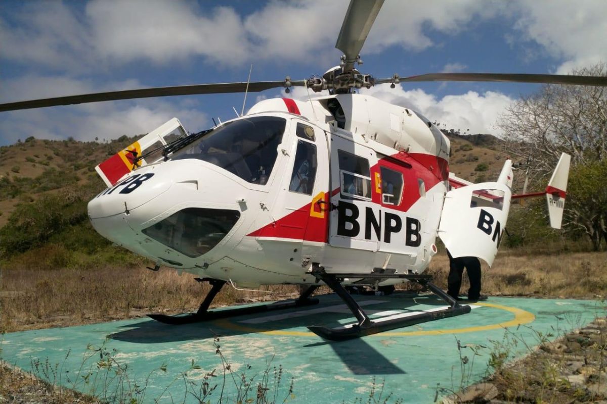 Helikopter BNPB jemput sampel pemeriksaan COVID-19 di daerah terpencil