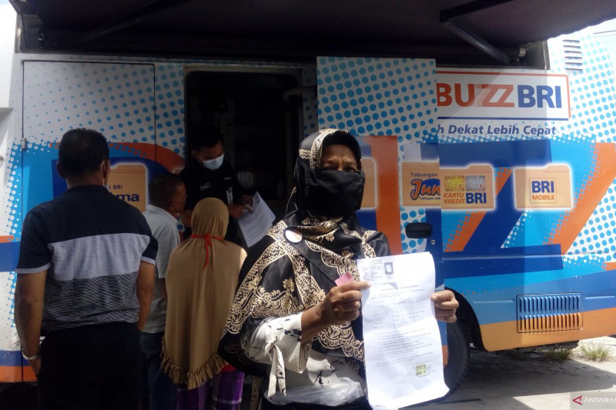 BRI Pekanbaru mulai cairkan bantuan Rp2,4 juta bagi UMKM