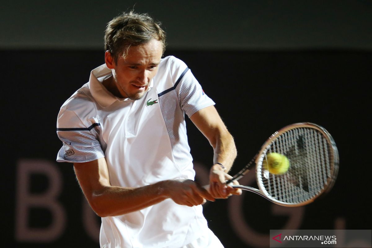 Medvedev langsung tersingkir pada babak pertama French Open