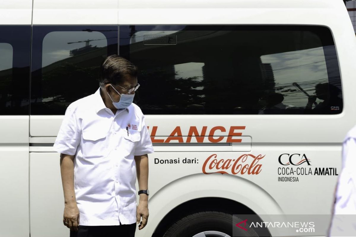 Coca Cola  bantu satu unit ambulans untuk PMI Bali tangani COVID-19