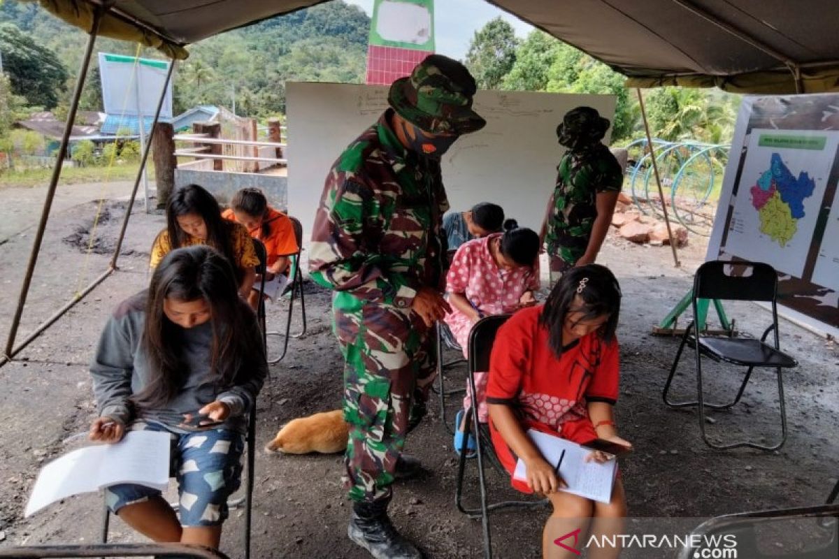 Kodim 0210 TU fasilitasi belajar daring siswa SMP SMA di tengah giat TMMD