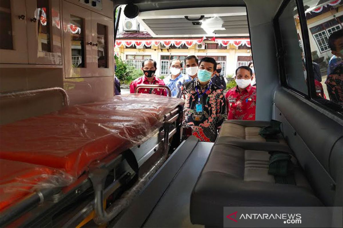 Pemkab Bartim dapat satu unit mobil ambulans  dari BRI