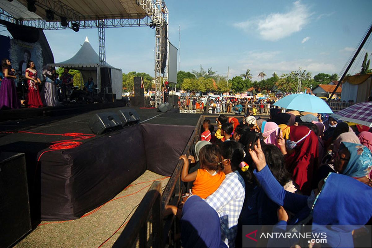 Konser dangdut, Golkar Jateng minta Wasmad kooperatif