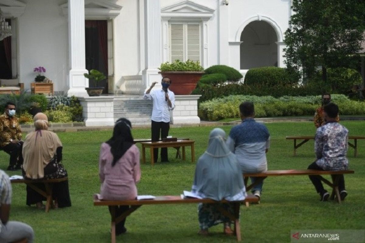 Presiden Jokowi: Pastikan program jaring perlindungan sosial berjalan efektif