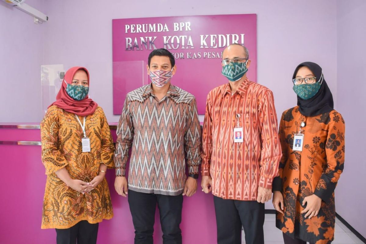 Wali Kota Kediri ingin BPR bantu masyarakat bebas rentenir