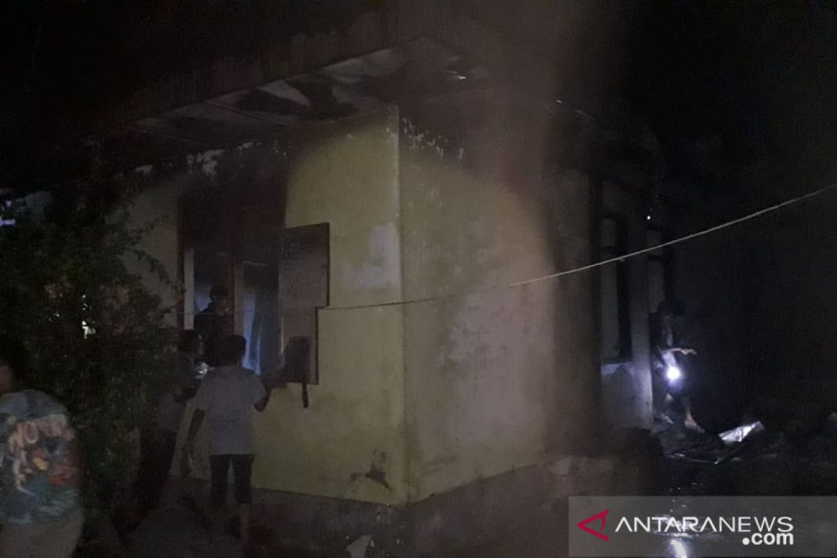 Diduga konsleting listrik, satu rumah hangus terbakar di Lhokseumawe