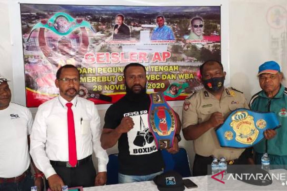 Petinju Jayawijaya siap untuk laga WBC-WBA 28 November