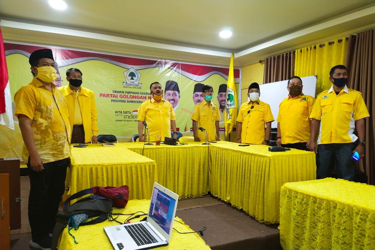 Golkar bagikan tiga juta masker dukung penerapan protokol kesehatan