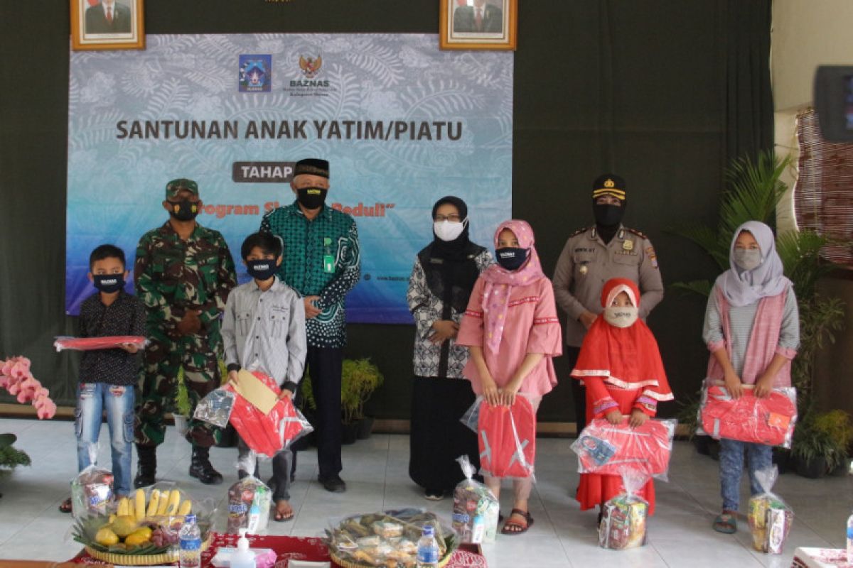 Baznas Sleman memberi santunan kepada 500 anak yatim-piatu