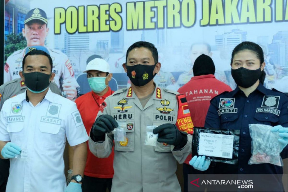 Polres Jakarta Pusat amankan pemilik ganja berkedok permen jeli