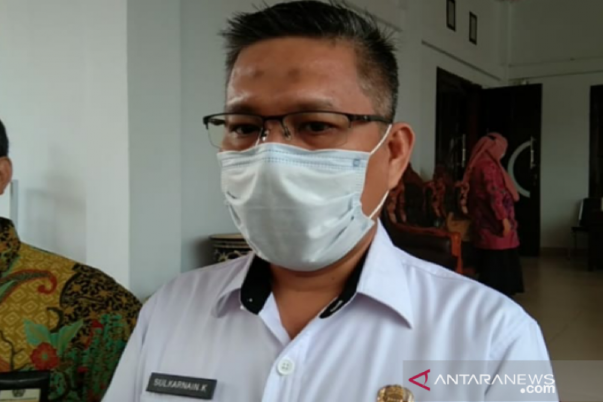 Wali Kota Kendari imbau warga menggunakan masker standar