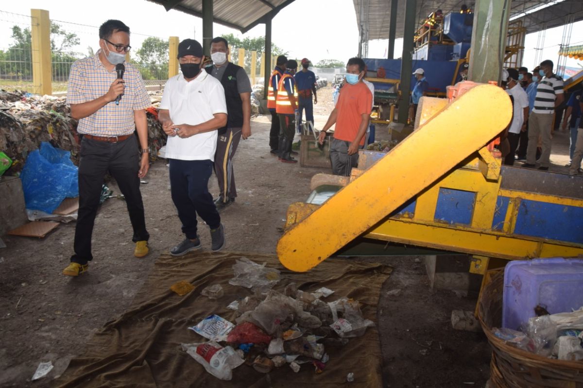 Lamongan miliki tempat pengelolaan sampah terpadu