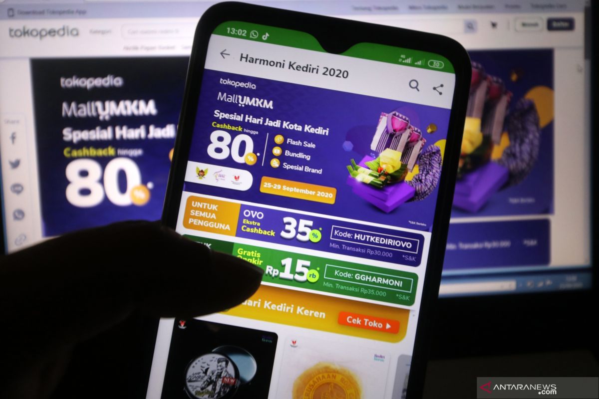 Langkah besar songsong kebangkitan ekonomi melalui digitalisasi UMKM