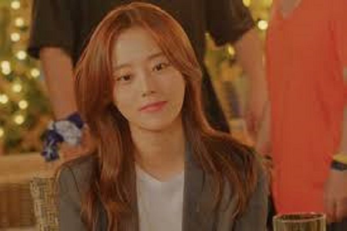 Moon Chae-won ungkap rasa berperan jadi "istri" Lee Joon-gi di "Flower of Evil"