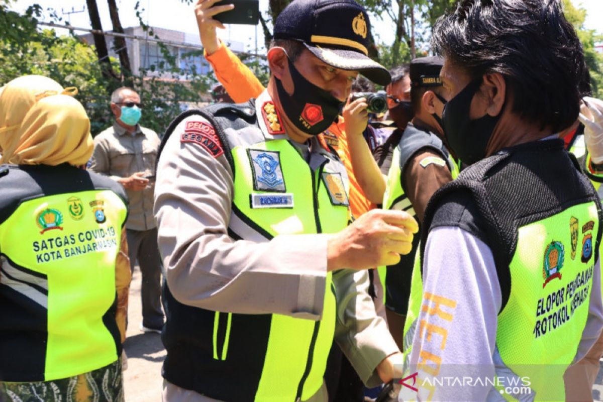 Kapolresta Banjarmasin imbau perkantoran sediakan bilik disinfektan