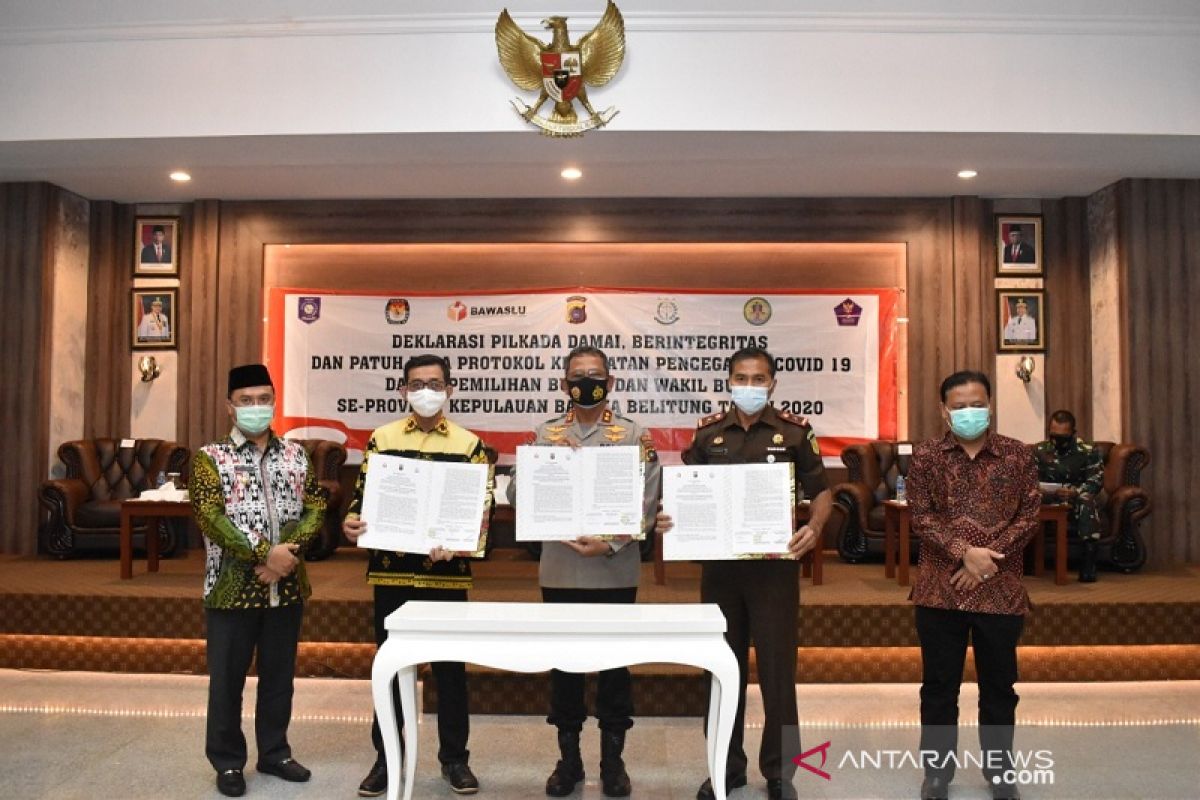 11 paslon bupati di Bangka Belitung sepakat patuhi prokes COVID-19