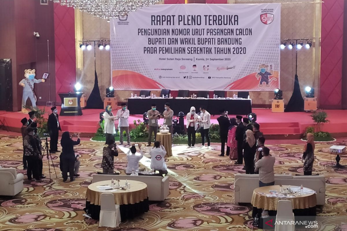 KPU Kabupaten Bandung dorong kampanye tiga paslon secara daring