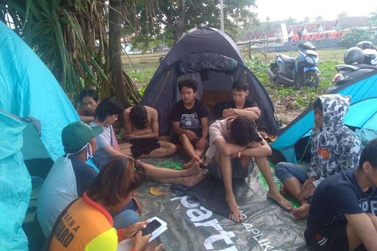 Tim SAR sisir  pantai cari wisatawan hilang di Pantai Ciantir Bayah