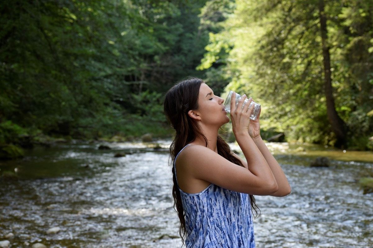 Waktu terbaik minum air putih  menurut dokter