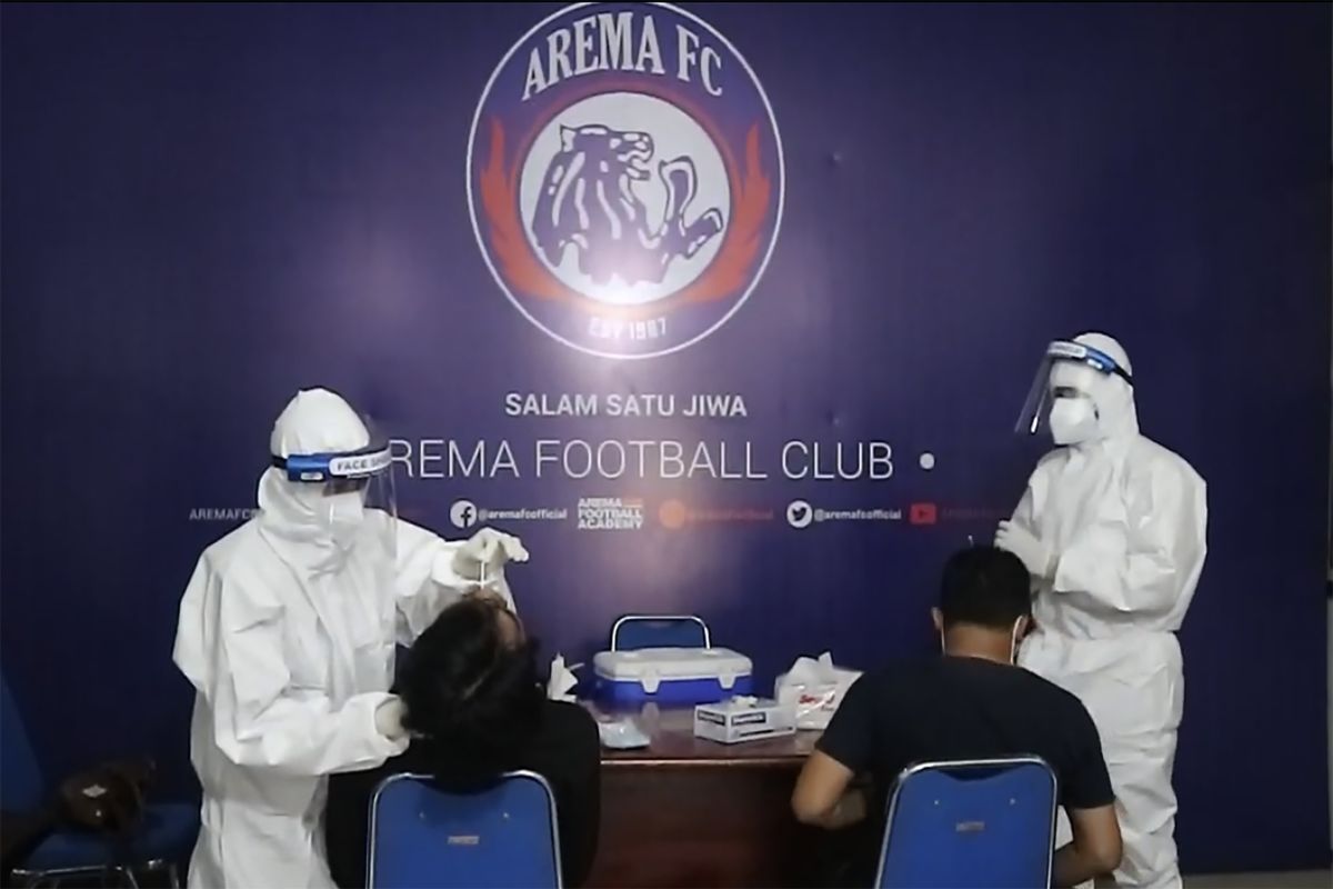 Jelang bergulirnya Liga 1 Indonesia pada Oktober 2020,  seluruh pemain Arema FC jalani tes usap