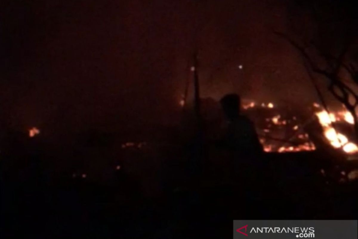 Enam rumah warga rusak akibat kebakaran di Penajam Paser Utara