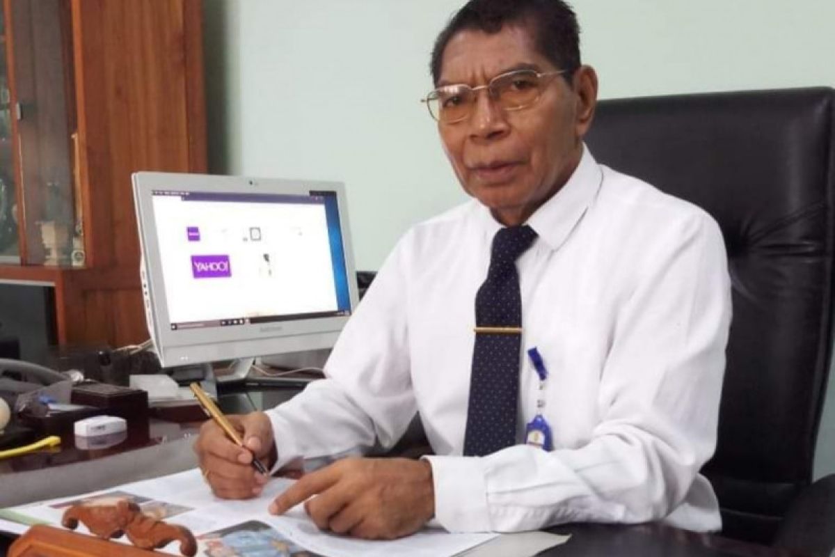 Rektor Unwira Kupang imbau mahasiswa hindari kerumunan cegah COVID